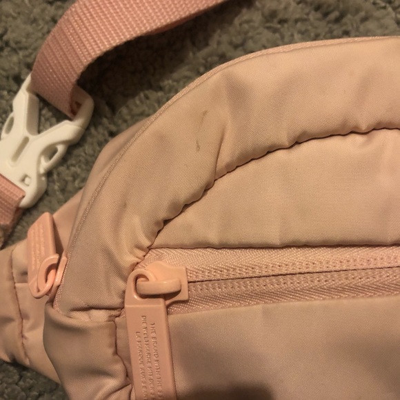 Fun Adidas Fanny Pack!! - Picture 2 of 5